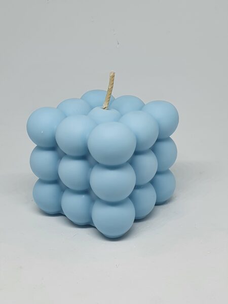 Bougie moulée boules (sur commande)